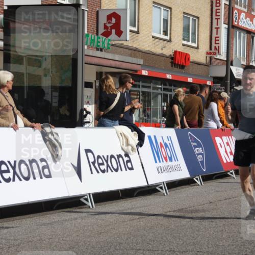 15.09.2024 - PSD Bank Halbmarathon Michael Strokosch http://msf.ph/oto/7067331 15.09.2024 12:02:04 Ziel 1286, 1529, 1779, 1826, 1906, 1963, 2012, 2069, 2159, 2736, 2740, 2792, 2909, 2927, 2990, 2992, 3212, 3484 meine-sportfotos.de