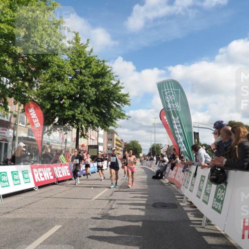 15.09.2024 - PSD Bank Halbmarathon Miley Keyser http://msf.ph/oto/7067336 15.09.2024 12:18:33 Ziel 1713, 1853, 2085, 2154, 2266, 2351, 2450, 3048, 3064, 3093, 3136, 3141, 3453, 3454, 3472, 3533 meine-sportfotos.de