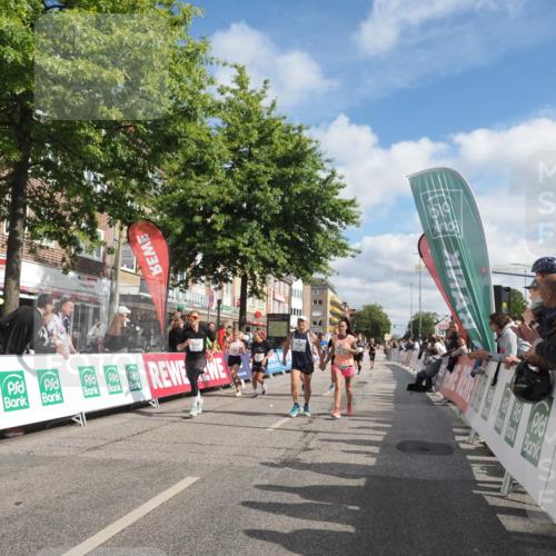 15.09.2024 - PSD Bank Halbmarathon Miley Keyser http://msf.ph/oto/7067360 15.09.2024 12:18:34 Ziel 1713, 1853, 2154, 2266, 2351, 2450, 3064, 3093, 3136, 3141, 3453, 3454, 3472, 3533 meine-sportfotos.de