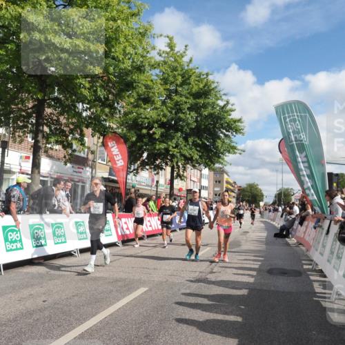 15.09.2024 - PSD Bank Halbmarathon Miley Keyser http://msf.ph/oto/7067380 15.09.2024 12:18:34 Ziel 1713, 1853, 2154, 2266, 2351, 2450, 3064, 3093, 3136, 3141, 3453, 3454, 3472, 3533 meine-sportfotos.de