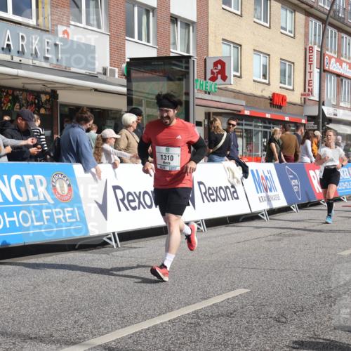 15.09.2024 - PSD Bank Halbmarathon Michael Strokosch http://msf.ph/oto/7067403 15.09.2024 12:02:15 Ziel 1286, 1310, 1779, 1826, 1906, 1963, 2026, 2069, 2159, 2180, 2245, 2754, 3172, 3212 meine-sportfotos.de
