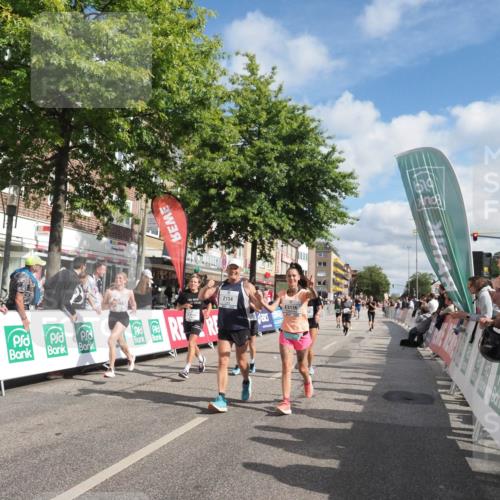 15.09.2024 - PSD Bank Halbmarathon Miley Keyser http://msf.ph/oto/7067413 15.09.2024 12:18:35 Ziel 1713, 1853, 2154, 2266, 2450, 3064, 3093, 3136, 3141, 3453, 3454, 3472, 3533 meine-sportfotos.de