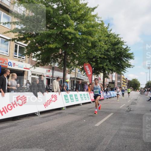 15.09.2024 - PSD Bank Halbmarathon Miley Keyser http://msf.ph/oto/7067425 15.09.2024 11:18:27 Ziel 521, 617, 639, 868, 1006, 1073 meine-sportfotos.de