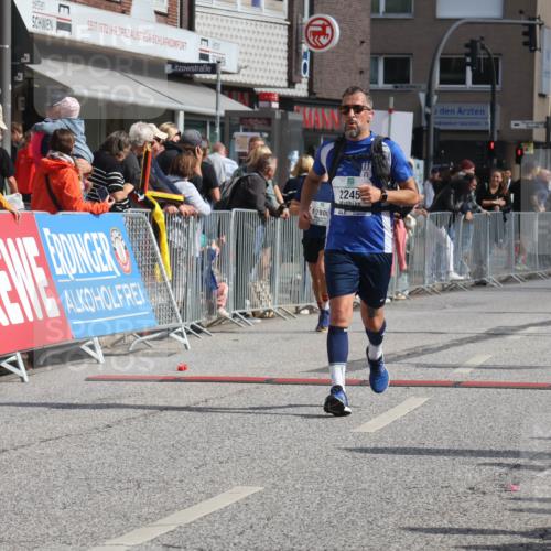 15.09.2024 - PSD Bank Halbmarathon Michael Strokosch http://msf.ph/oto/7067435 15.09.2024 12:02:20 Ziel 1310, 1906, 1963, 2026, 2069, 2180, 2200, 2245, 2754, 2800, 3172, 3522 meine-sportfotos.de