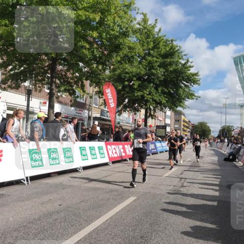 15.09.2024 - PSD Bank Halbmarathon Miley Keyser http://msf.ph/oto/7067474 15.09.2024 12:18:40 Ziel 802, 1713, 1853, 2016, 2023, 2086, 2154, 2232, 2266, 2450, 3093, 3136, 3141, 3221, 3453, 3454, 3472, 3533 meine-sportfotos.de