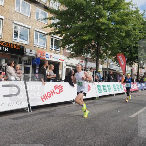 15.09.2024 - PSD Bank Halbmarathon Miley Keyser http://msf.ph/oto/7067476 15.09.2024 11:18:30 Ziel 521, 617, 639, 660, 868, 1073 meine-sportfotos.de