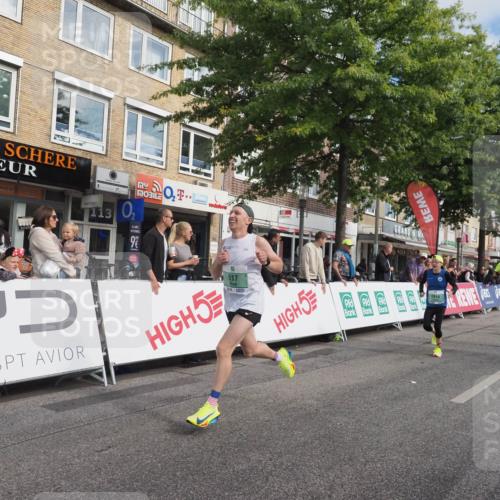 15.09.2024 - PSD Bank Halbmarathon Miley Keyser http://msf.ph/oto/7067480 15.09.2024 11:18:31 Ziel 521, 617, 639, 660, 868 meine-sportfotos.de