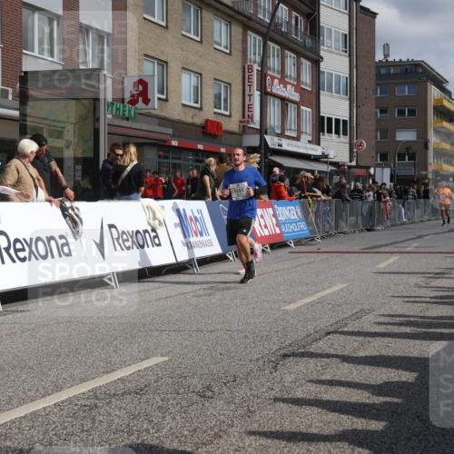 15.09.2024 - PSD Bank Halbmarathon Michael Strokosch http://msf.ph/oto/7067496 15.09.2024 12:02:29 Ziel 1551, 2180, 2200, 2245, 2800, 3369, 3522 meine-sportfotos.de