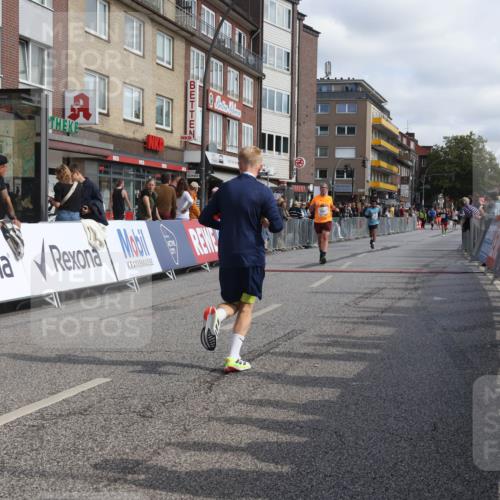 15.09.2024 - PSD Bank Halbmarathon Michael Strokosch http://msf.ph/oto/7067524 15.09.2024 12:02:35 Ziel 1466, 1551, 2200, 2544, 2800, 3369, 3522 meine-sportfotos.de