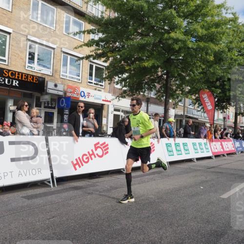 15.09.2024 - PSD Bank Halbmarathon Miley Keyser http://msf.ph/oto/7067525 15.09.2024 11:18:32 Ziel 521, 617, 639, 660, 868 meine-sportfotos.de