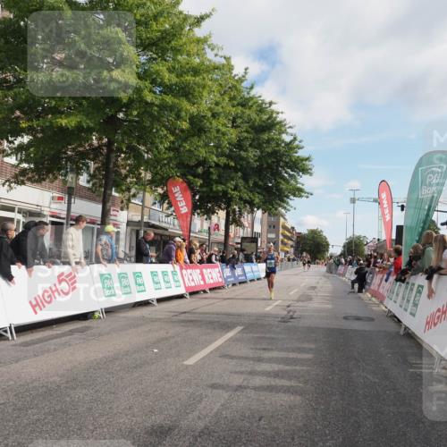 15.09.2024 - PSD Bank Halbmarathon Miley Keyser http://msf.ph/oto/7067544 15.09.2024 11:18:43 Ziel 420, 660, 1085 meine-sportfotos.de