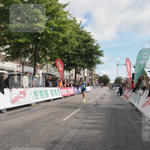 15.09.2024 - PSD Bank Halbmarathon Miley Keyser http://msf.ph/oto/7067552 15.09.2024 11:18:43 Ziel 420, 660, 1085 meine-sportfotos.de