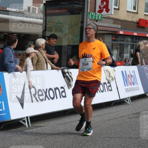15.09.2024 - PSD Bank Halbmarathon Michael Strokosch http://msf.ph/oto/7067555 15.09.2024 12:02:40 Ziel 1466, 1551, 2544, 3369 meine-sportfotos.de