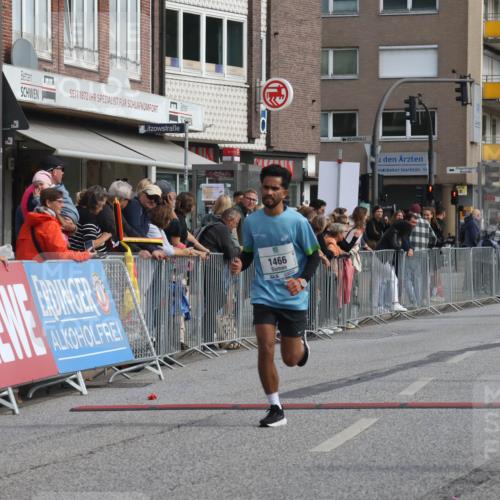 15.09.2024 - PSD Bank Halbmarathon Michael Strokosch http://msf.ph/oto/7067558 15.09.2024 12:02:41 Ziel 1466, 1551, 2544, 3369 meine-sportfotos.de