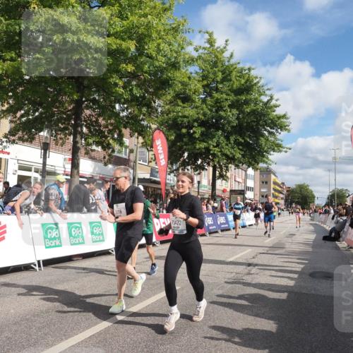 15.09.2024 - PSD Bank Halbmarathon Miley Keyser http://msf.ph/oto/7067559 15.09.2024 12:18:43 Ziel 802, 1713, 1853, 2016, 2023, 2086, 2154, 2232, 2266, 3093, 3094, 3136, 3141, 3221, 3453, 3454, 3472, 3533 meine-sportfotos.de