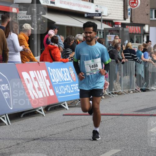 15.09.2024 - PSD Bank Halbmarathon Michael Strokosch http://msf.ph/oto/7067567 15.09.2024 12:02:42 Ziel 1466, 2060, 2544 meine-sportfotos.de