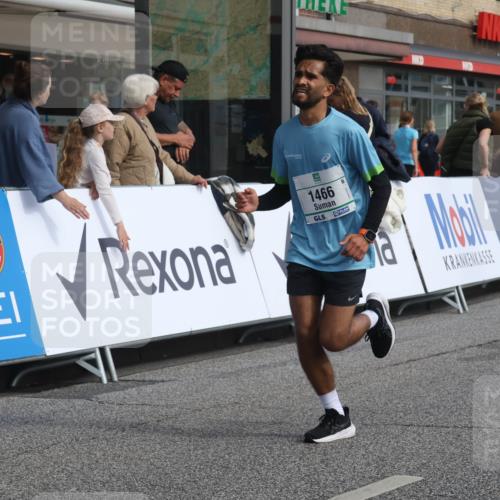 15.09.2024 - PSD Bank Halbmarathon Michael Strokosch http://msf.ph/oto/7067584 15.09.2024 12:02:44 Ziel 1466, 2060, 2544 meine-sportfotos.de