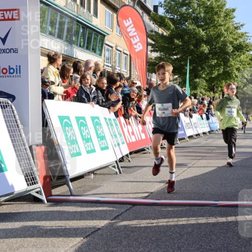 15.09.2024 - PSD Bank Halbmarathon Strokosch-Dieckow http://msf.ph/oto/7067595 15.09.2024 10:27:22 Ziel 18, 42, 75, 82, 87, 136, 167, 198, 210, 270, 294 meine-sportfotos.de
