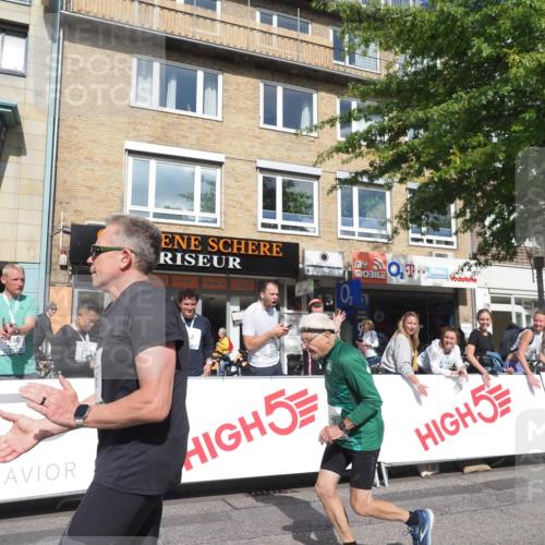 15.09.2024 - PSD Bank Halbmarathon Miley Keyser http://msf.ph/oto/7067606 15.09.2024 12:18:45 Ziel 802, 1853, 2016, 2023, 2086, 2154, 2232, 2266, 3094, 3136, 3141, 3221, 3453, 3454, 3472, 3533 meine-sportfotos.de