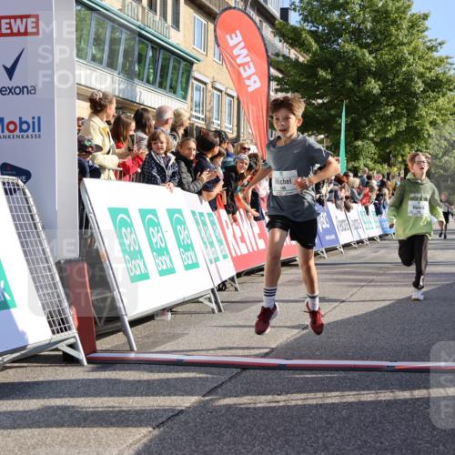 15.09.2024 - PSD Bank Halbmarathon Strokosch-Dieckow http://msf.ph/oto/7067607 15.09.2024 10:27:22 Ziel 18, 42, 75, 82, 87, 136, 167, 198, 210, 270, 294 meine-sportfotos.de