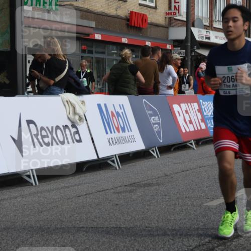 15.09.2024 - PSD Bank Halbmarathon Michael Strokosch http://msf.ph/oto/7067614 15.09.2024 12:02:51 Ziel 1420, 1466, 1658, 1722, 2060, 2155, 2764 meine-sportfotos.de