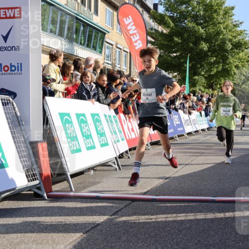 15.09.2024 - PSD Bank Halbmarathon Strokosch-Dieckow http://msf.ph/oto/7067620 15.09.2024 10:27:22 Ziel 18, 42, 75, 82, 87, 136, 167, 198, 210, 270, 294 meine-sportfotos.de