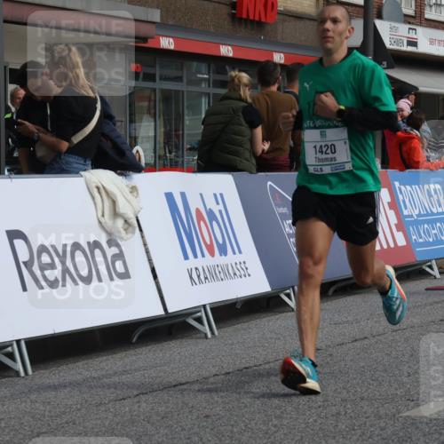 15.09.2024 - PSD Bank Halbmarathon Michael Strokosch http://msf.ph/oto/7067625 15.09.2024 12:02:54 Ziel 1420, 1466, 1658, 1722, 2060, 2155, 2764, 3011 meine-sportfotos.de