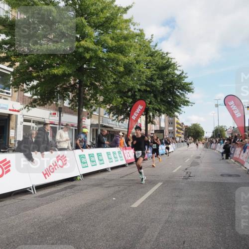 15.09.2024 - PSD Bank Halbmarathon Miley Keyser http://msf.ph/oto/7067631 15.09.2024 11:18:53 Ziel 420, 584, 849, 866, 1066, 1085 meine-sportfotos.de