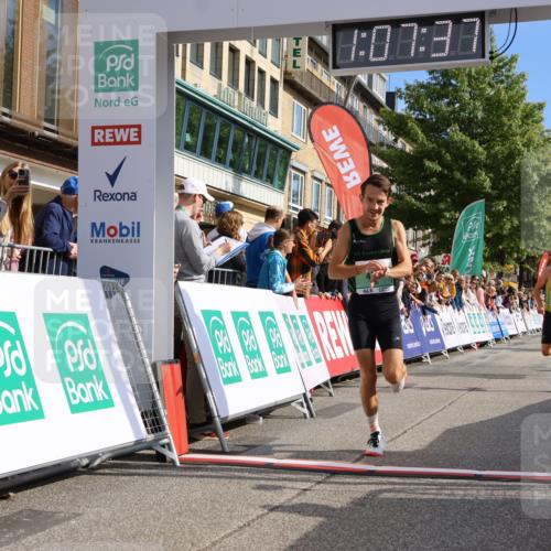 15.09.2024 - PSD Bank Halbmarathon Strokosch-Dieckow http://msf.ph/oto/7067636 15.09.2024 11:08:28 Ziel 403, 474, 475, 479, 483, 491, 493 meine-sportfotos.de