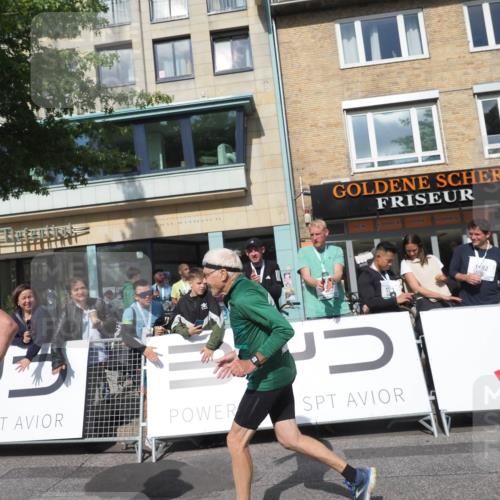 15.09.2024 - PSD Bank Halbmarathon Miley Keyser http://msf.ph/oto/7067645 15.09.2024 12:18:46 Ziel 802, 1853, 2016, 2023, 2086, 2154, 2232, 2266, 3094, 3136, 3141, 3221, 3453, 3454, 3472, 3533 meine-sportfotos.de