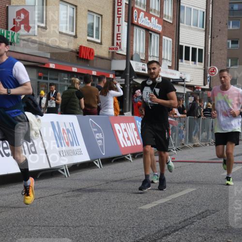 15.09.2024 - PSD Bank Halbmarathon Michael Strokosch http://msf.ph/oto/7067650 15.09.2024 12:02:57 Ziel 1420, 1658, 1722, 2037, 2060, 2155, 2764, 3011 meine-sportfotos.de