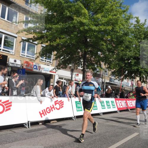 15.09.2024 - PSD Bank Halbmarathon Miley Keyser http://msf.ph/oto/7067662 15.09.2024 12:18:47 Ziel 802, 1853, 2016, 2023, 2086, 2154, 2232, 2266, 3094, 3136, 3141, 3221, 3453, 3454, 3472, 3533 meine-sportfotos.de
