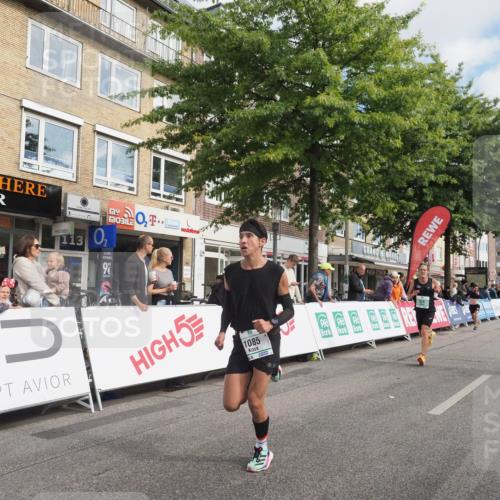15.09.2024 - PSD Bank Halbmarathon Miley Keyser http://msf.ph/oto/7067669 15.09.2024 11:18:54 Ziel 420, 584, 849, 866, 1066, 1085 meine-sportfotos.de