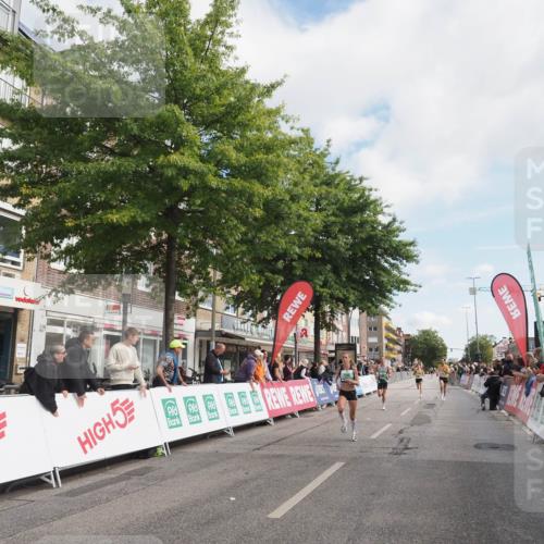 15.09.2024 - PSD Bank Halbmarathon Miley Keyser http://msf.ph/oto/7067738 15.09.2024 11:18:58 Ziel 420, 584, 849, 866, 1066, 1085 meine-sportfotos.de