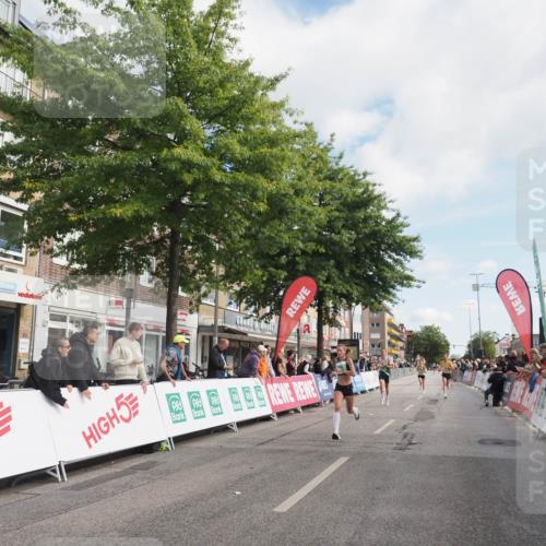 15.09.2024 - PSD Bank Halbmarathon Miley Keyser http://msf.ph/oto/7067743 15.09.2024 11:18:58 Ziel 420, 584, 849, 866, 1066, 1085 meine-sportfotos.de