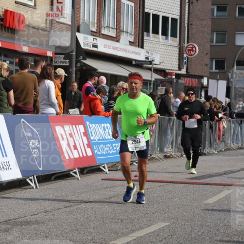 15.09.2024 - PSD Bank Halbmarathon Michael Strokosch http://msf.ph/oto/7067744 15.09.2024 12:03:11 Ziel 1740, 2037, 2417, 2548, 2759, 3011 meine-sportfotos.de