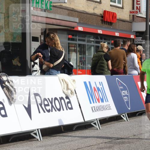 15.09.2024 - PSD Bank Halbmarathon Michael Strokosch http://msf.ph/oto/7067751 15.09.2024 12:03:12 Ziel 1740, 1944, 2037, 2417, 2548, 2759, 3011 meine-sportfotos.de