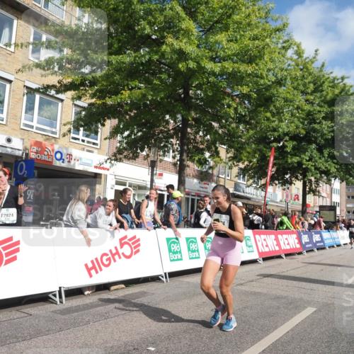 15.09.2024 - PSD Bank Halbmarathon Miley Keyser http://msf.ph/oto/7067777 15.09.2024 12:18:52 Ziel 802, 1853, 2016, 2023, 2086, 2149, 2232, 2266, 2821, 3094, 3221, 3472, 3500, 3533 meine-sportfotos.de