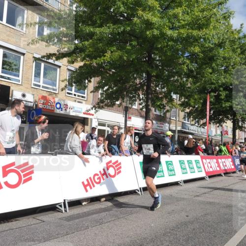 15.09.2024 - PSD Bank Halbmarathon Miley Keyser http://msf.ph/oto/7067796 15.09.2024 12:18:59 Ziel 802, 1728, 1729, 2016, 2023, 2086, 2149, 2232, 2412, 2821, 3094, 3106, 3221, 3258, 3419, 3500, 3561 meine-sportfotos.de