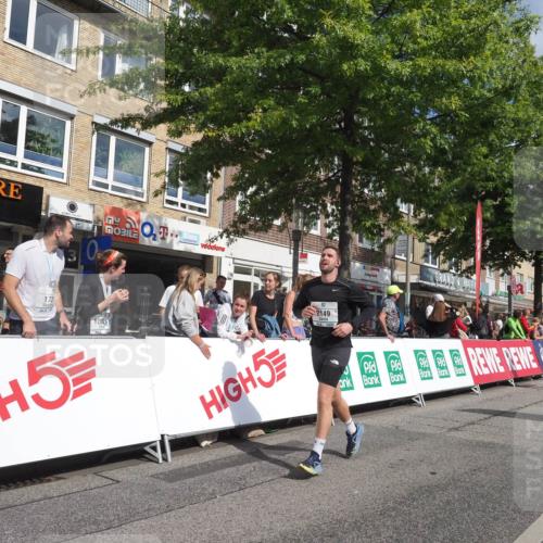 15.09.2024 - PSD Bank Halbmarathon Miley Keyser http://msf.ph/oto/7067800 15.09.2024 12:18:59 Ziel 802, 1728, 1729, 2016, 2023, 2086, 2149, 2232, 2412, 2821, 3094, 3106, 3221, 3258, 3419, 3500, 3561 meine-sportfotos.de