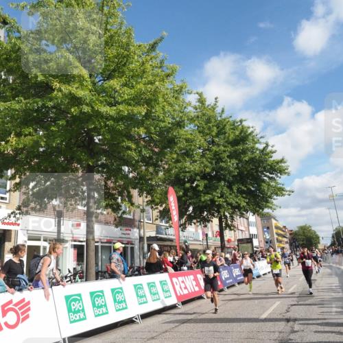 15.09.2024 - PSD Bank Halbmarathon Miley Keyser http://msf.ph/oto/7067831 15.09.2024 12:19:03 Ziel 1728, 1729, 2149, 2412, 2821, 3094, 3106, 3258, 3419, 3446, 3447, 3500, 3561 meine-sportfotos.de