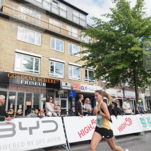 15.09.2024 - PSD Bank Halbmarathon Miley Keyser http://msf.ph/oto/7067862 15.09.2024 11:19:03 Ziel 584, 640, 849, 866, 1066 meine-sportfotos.de