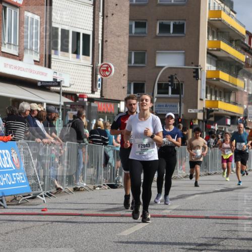 15.09.2024 - PSD Bank Halbmarathon Michael Strokosch http://msf.ph/oto/7067926 15.09.2024 12:03:48 Ziel 1674, 1741, 2363, 2372, 2943, 2945 meine-sportfotos.de