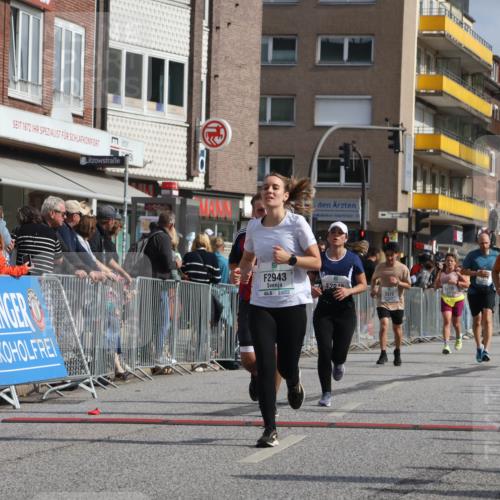 15.09.2024 - PSD Bank Halbmarathon Michael Strokosch http://msf.ph/oto/7067929 15.09.2024 12:03:48 Ziel 1674, 1741, 2363, 2372, 2943, 2945 meine-sportfotos.de