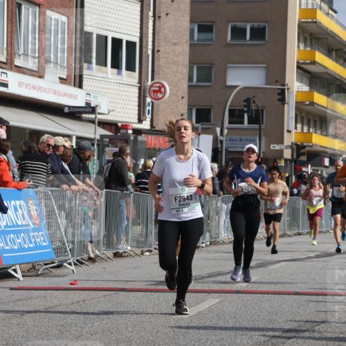 15.09.2024 - PSD Bank Halbmarathon Michael Strokosch http://msf.ph/oto/7067934 15.09.2024 12:03:49 Ziel 1674, 1741, 2363, 2372, 2943, 2945 meine-sportfotos.de
