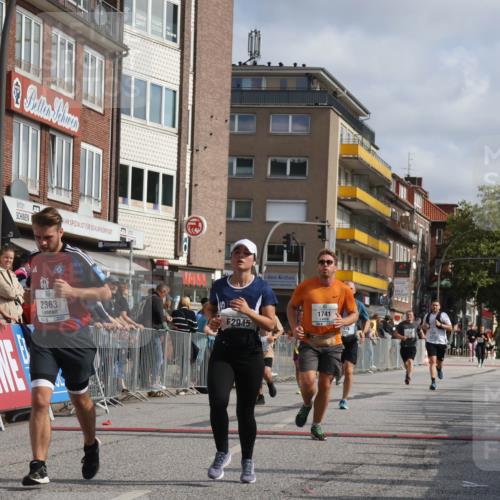 15.09.2024 - PSD Bank Halbmarathon Michael Strokosch http://msf.ph/oto/7067956 15.09.2024 12:03:51 Ziel 1674, 1741, 2136, 2363, 2372, 2720, 2943, 2945 meine-sportfotos.de