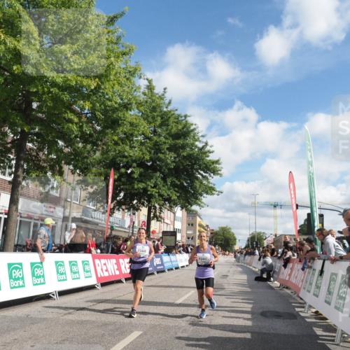 15.09.2024 - PSD Bank Halbmarathon Miley Keyser http://msf.ph/oto/7067958 15.09.2024 12:19:11 Ziel 1728, 1729, 1828, 2149, 2412, 2821, 3103, 3106, 3258, 3419, 3446, 3447, 3500, 3561 meine-sportfotos.de