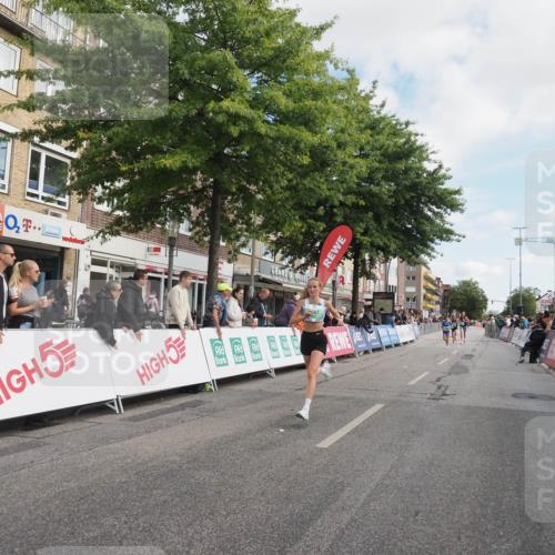 15.09.2024 - PSD Bank Halbmarathon Miley Keyser http://msf.ph/oto/7067973 15.09.2024 11:19:23 Ziel 401, 628, 630, 640, 822, 859, 887, 1070 meine-sportfotos.de