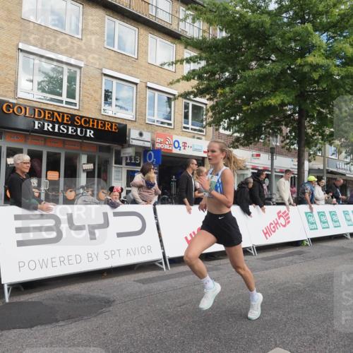 15.09.2024 - PSD Bank Halbmarathon Miley Keyser http://msf.ph/oto/7067994 15.09.2024 11:19:24 Ziel 401, 628, 630, 822, 859, 870, 887, 1070 meine-sportfotos.de