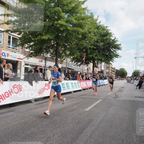 15.09.2024 - PSD Bank Halbmarathon Miley Keyser http://msf.ph/oto/7068020 15.09.2024 11:19:28 Ziel 401, 608, 628, 630, 820, 822, 859, 870, 887, 1070, 2468 meine-sportfotos.de